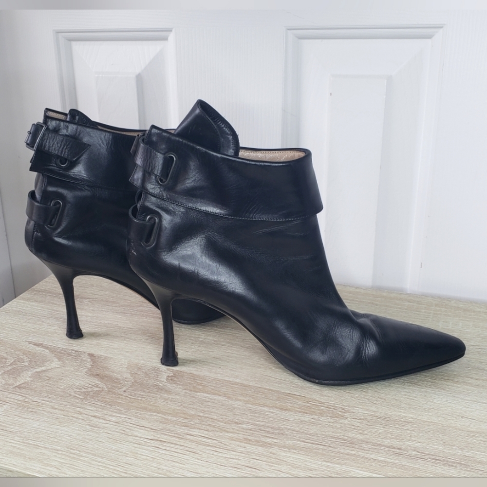 Manolo Blahnik Y2K black leather buckle stiletto booties Euro 37.5 / US 7